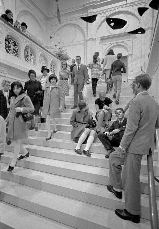 Gilbert & George, Living Sculpture, Stedelijk Museum, 15 november 1969